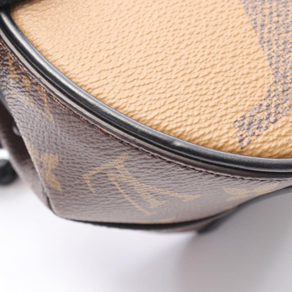 Louis Vuitton Boursicot · Monogram Giant
