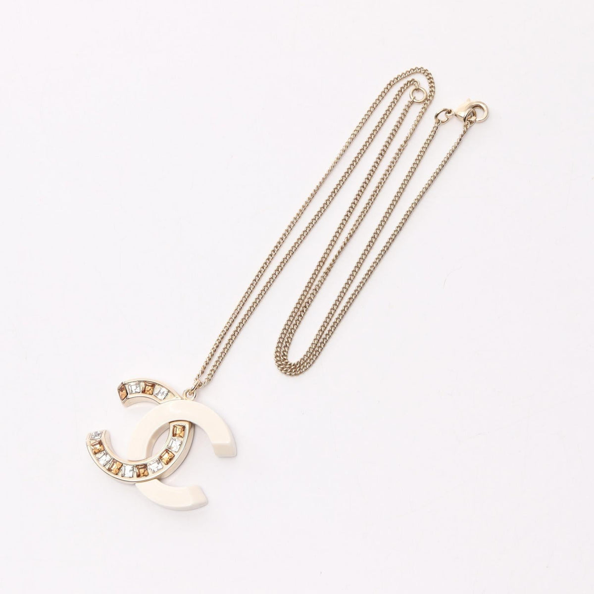 Chanel Coco · Pearl Long Necklace
