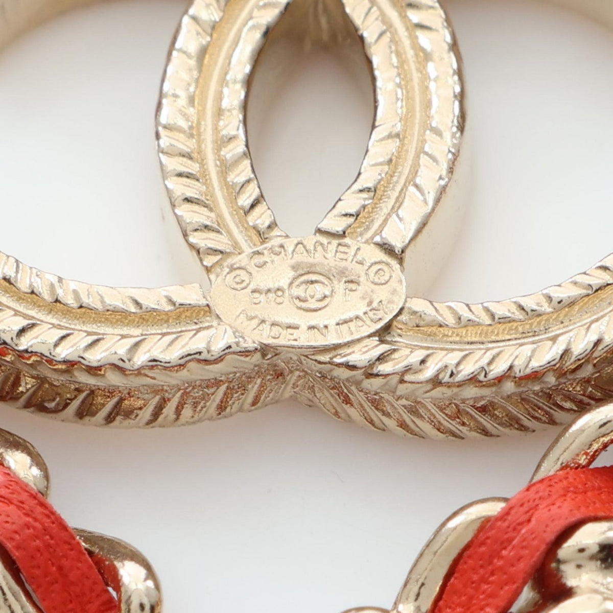 Chanel Coco · Heart Brooch · Leather