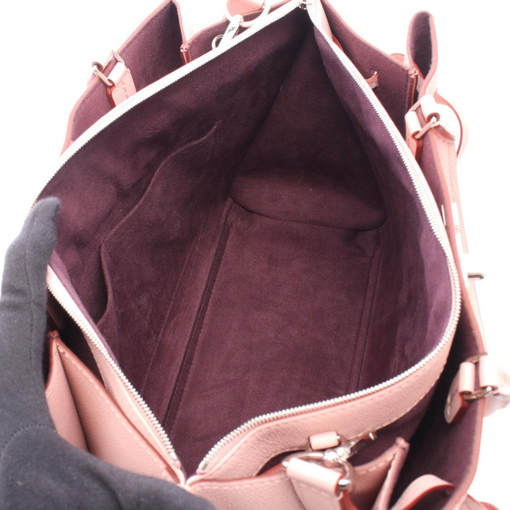 Louis Vuitton Lockme · Leather