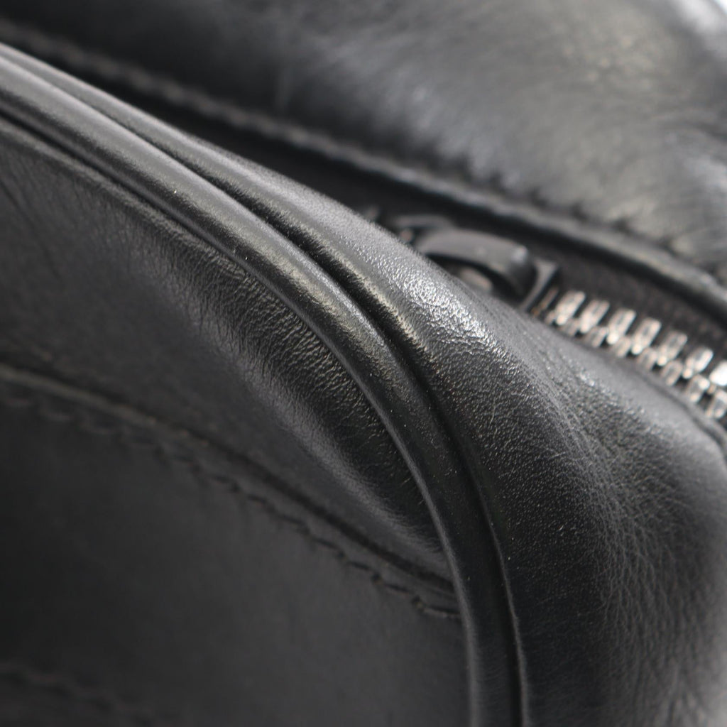 Louis Vuitton Trousse Toilette GM · Shadow