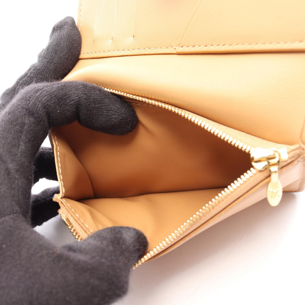 Louis Vuitton LV Vertical · Taurillon