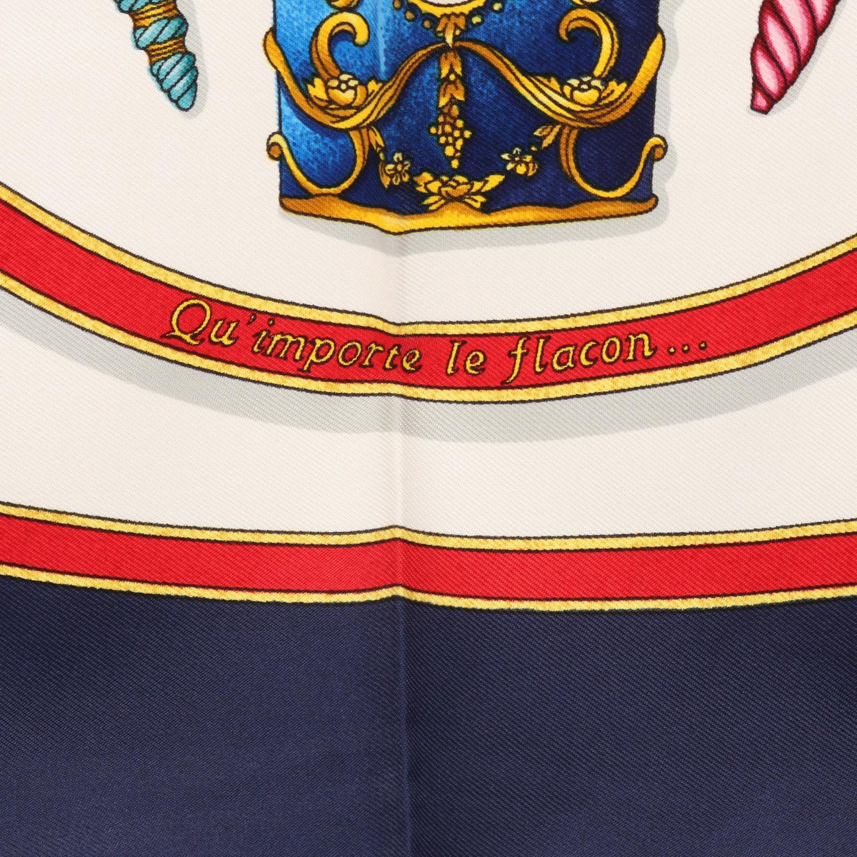 Hermès Carré90 · Qu'importe le flacon · Silk