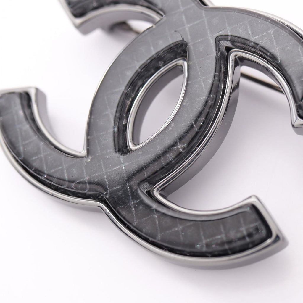 CHANEL COCO Brooch · Resin · Gold Tone