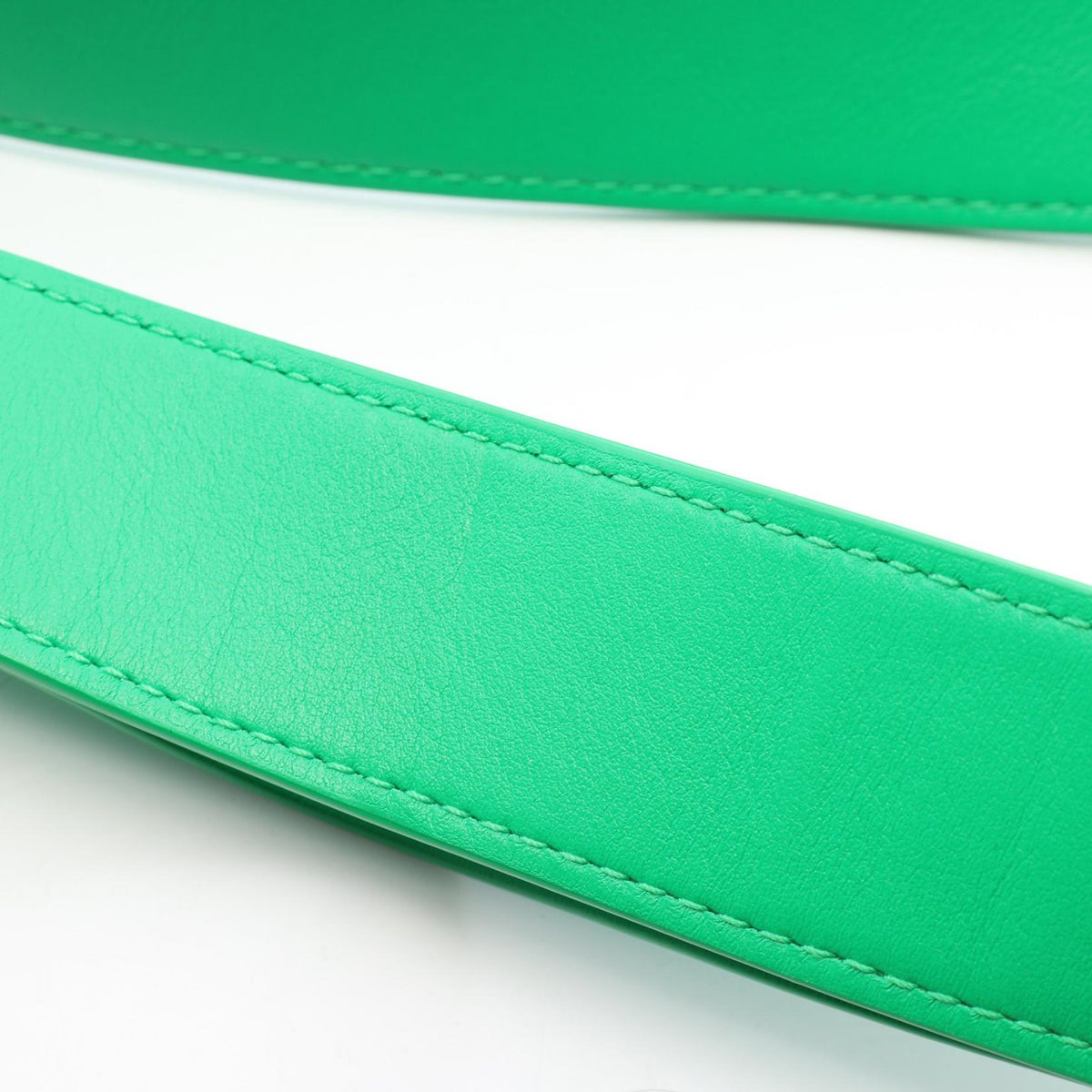 Bottega Veneta Intrecciato · Rubber & Leather