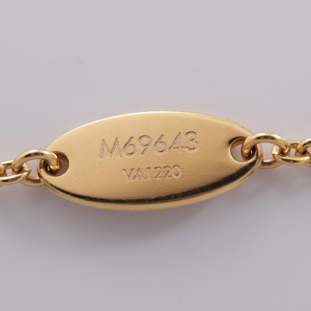 Louis Vuitton Collier L to V · Two-Tone