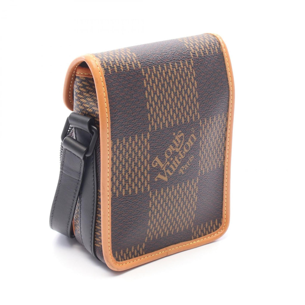 Louis Vuitton NIGO · Damier Giant