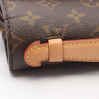 Louis Vuitton Pochette Métis · Monogram