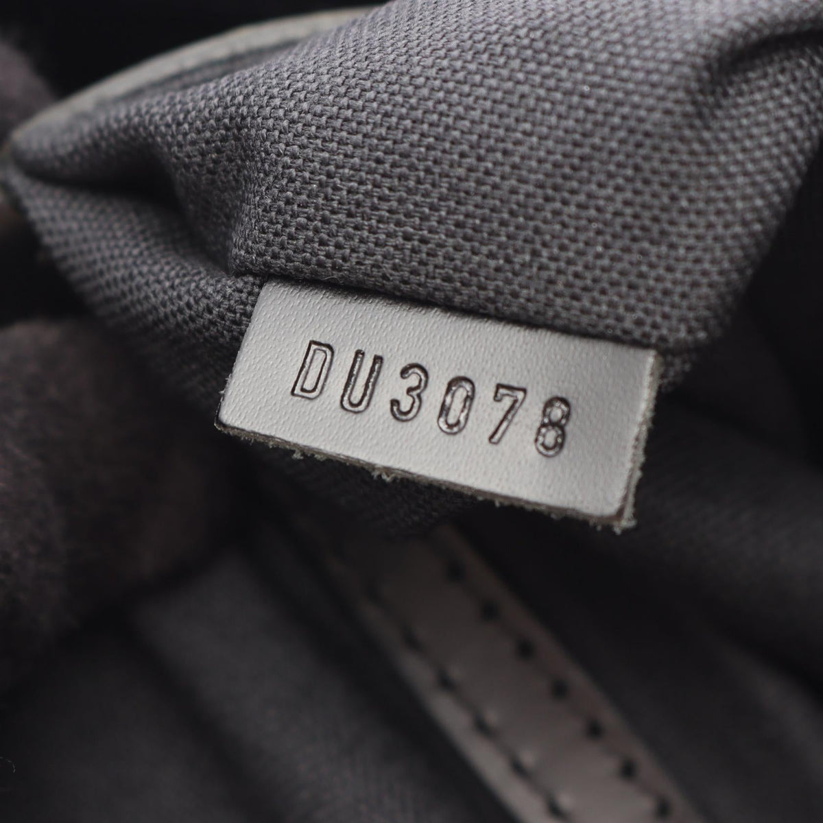 Louis Vuitton Tadao PM · Damier Graphite