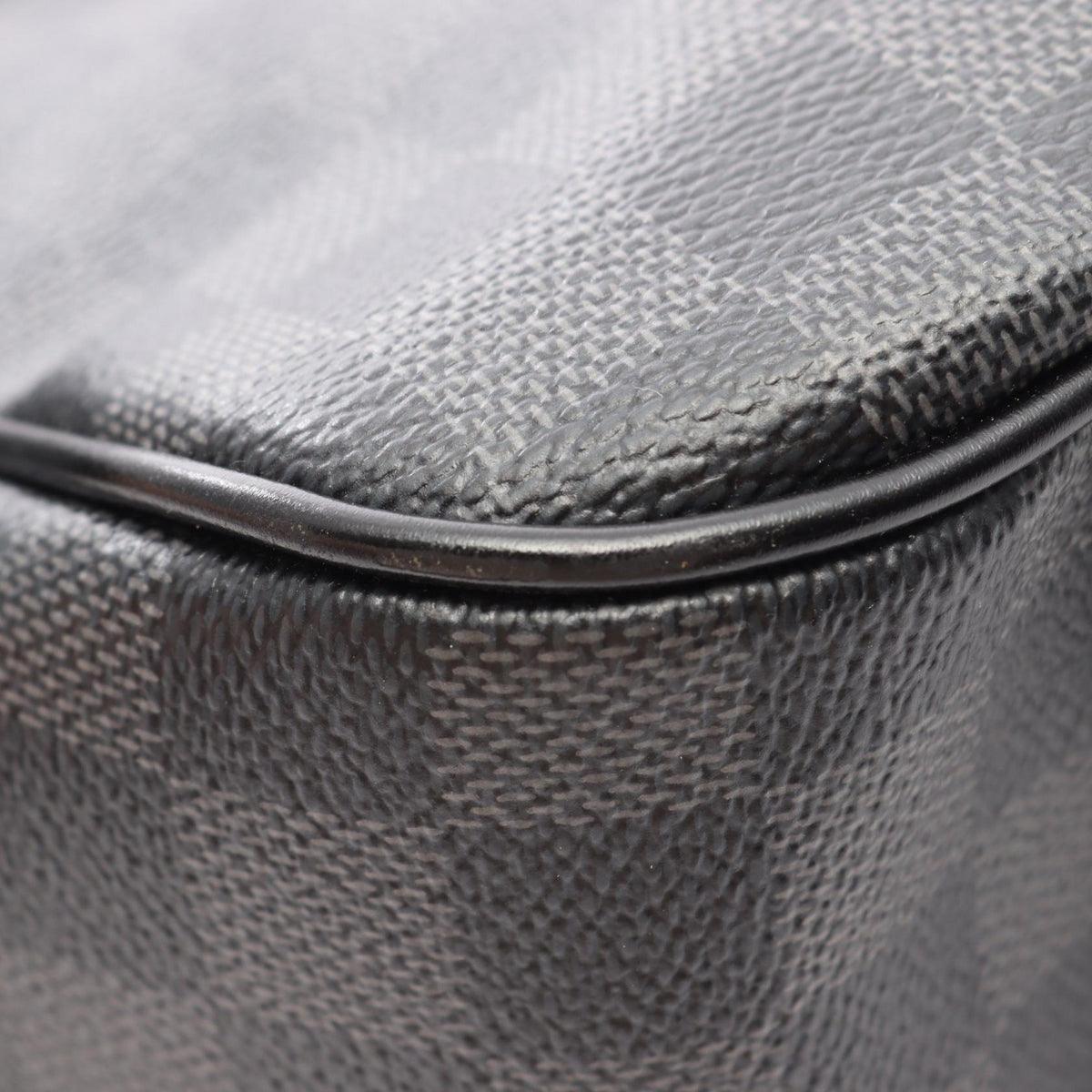 Louis Vuitton Tadao PM · Damier Graphite