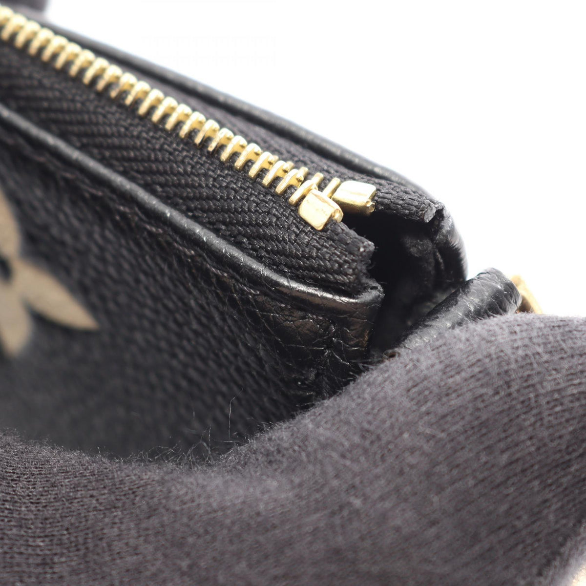 Louis Vuitton Mini Pochette · Monogram Empreinte