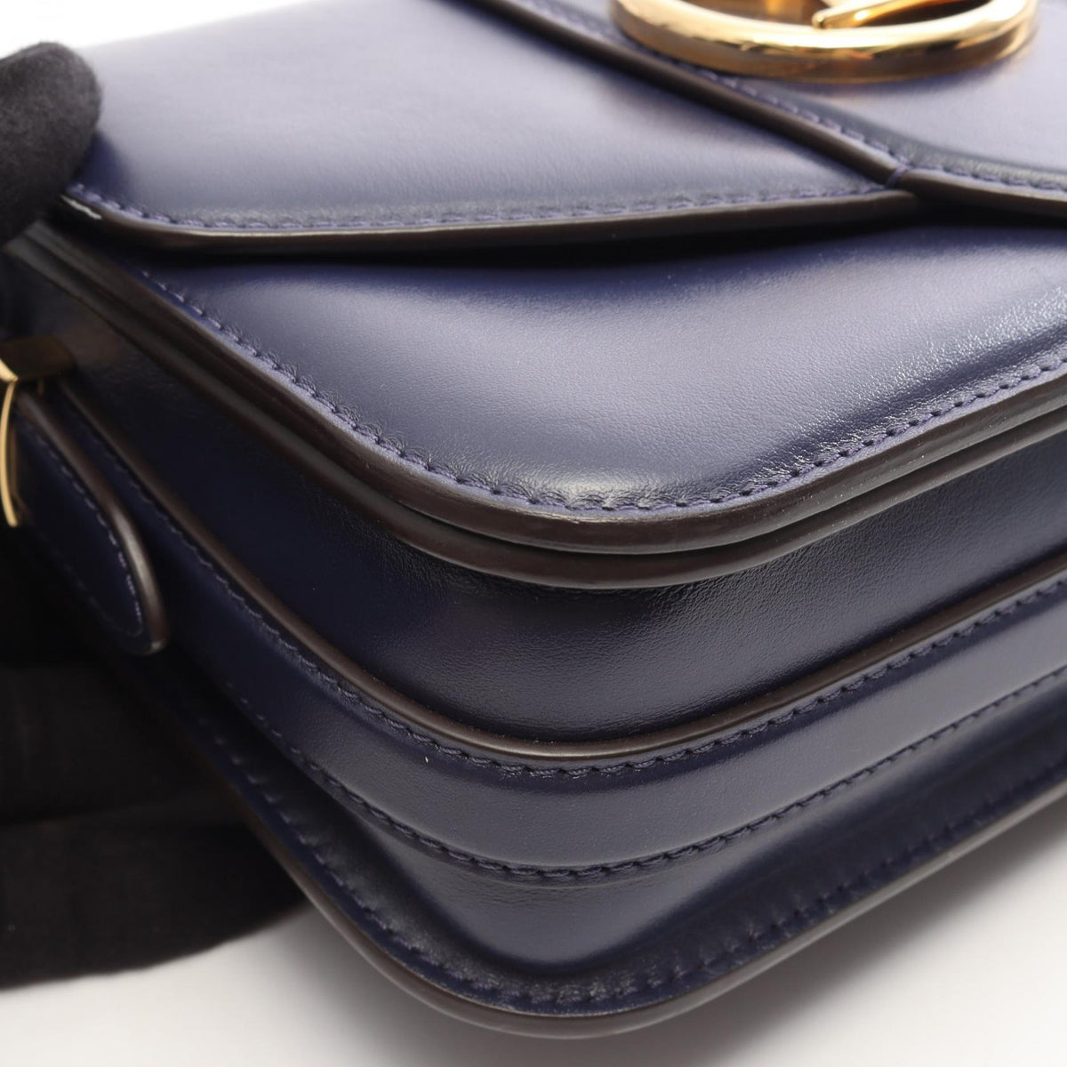 Louis Vuitton Pont Neuf · Leather