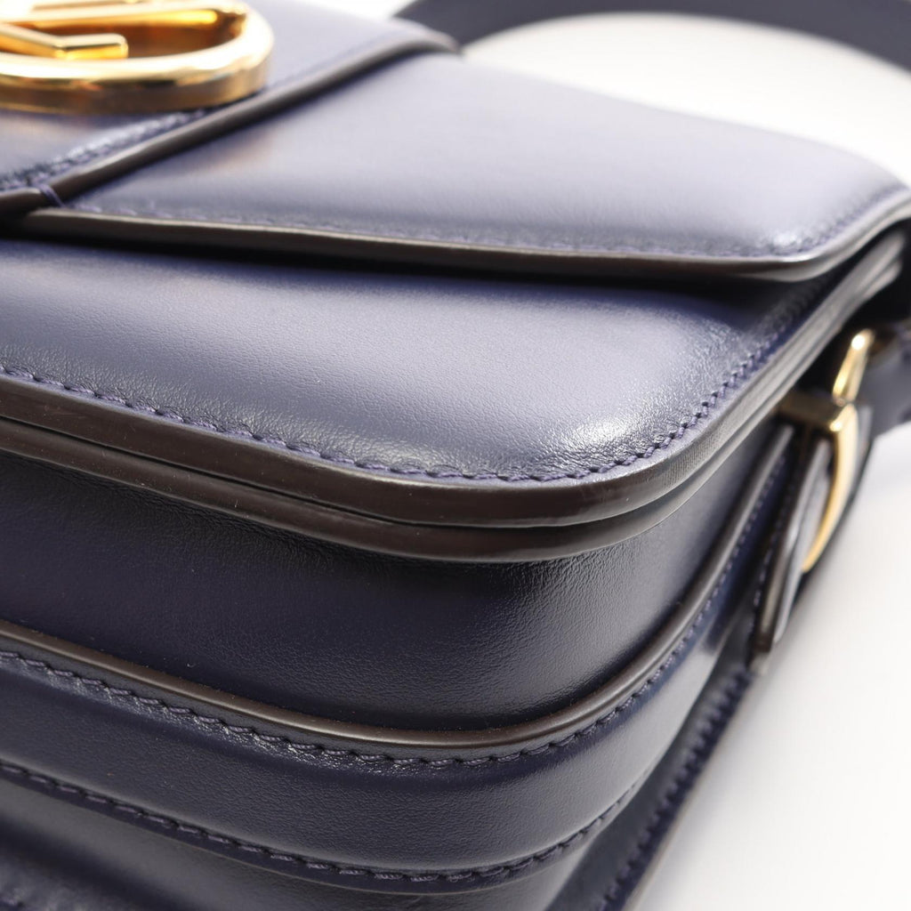 Louis Vuitton Pont Neuf · Leather
