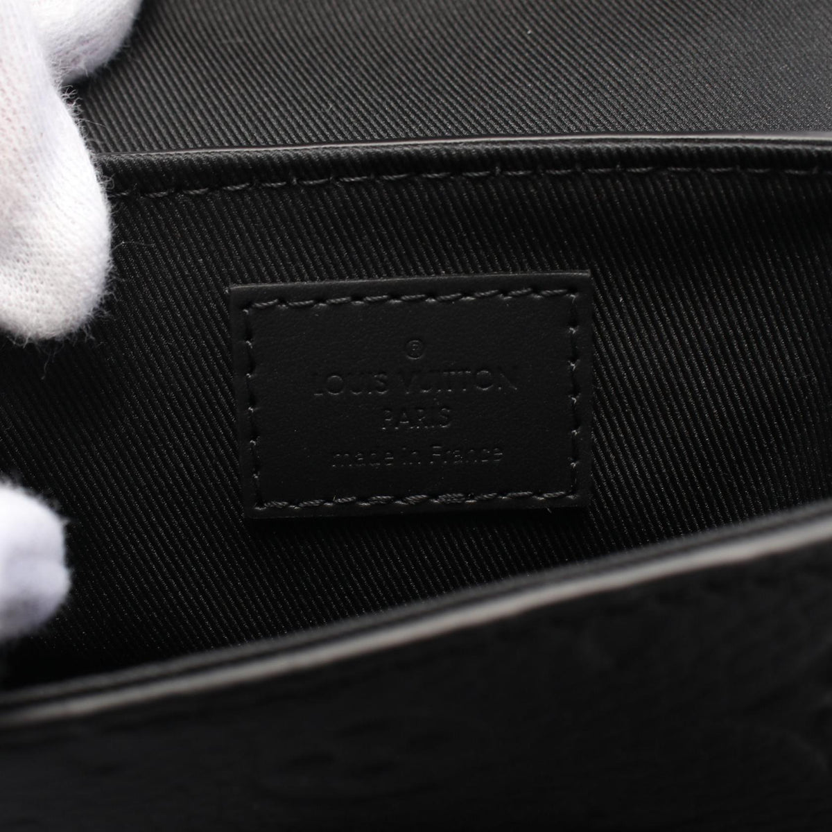 Louis Vuitton Pico S-Lock · Monogram Taurillon