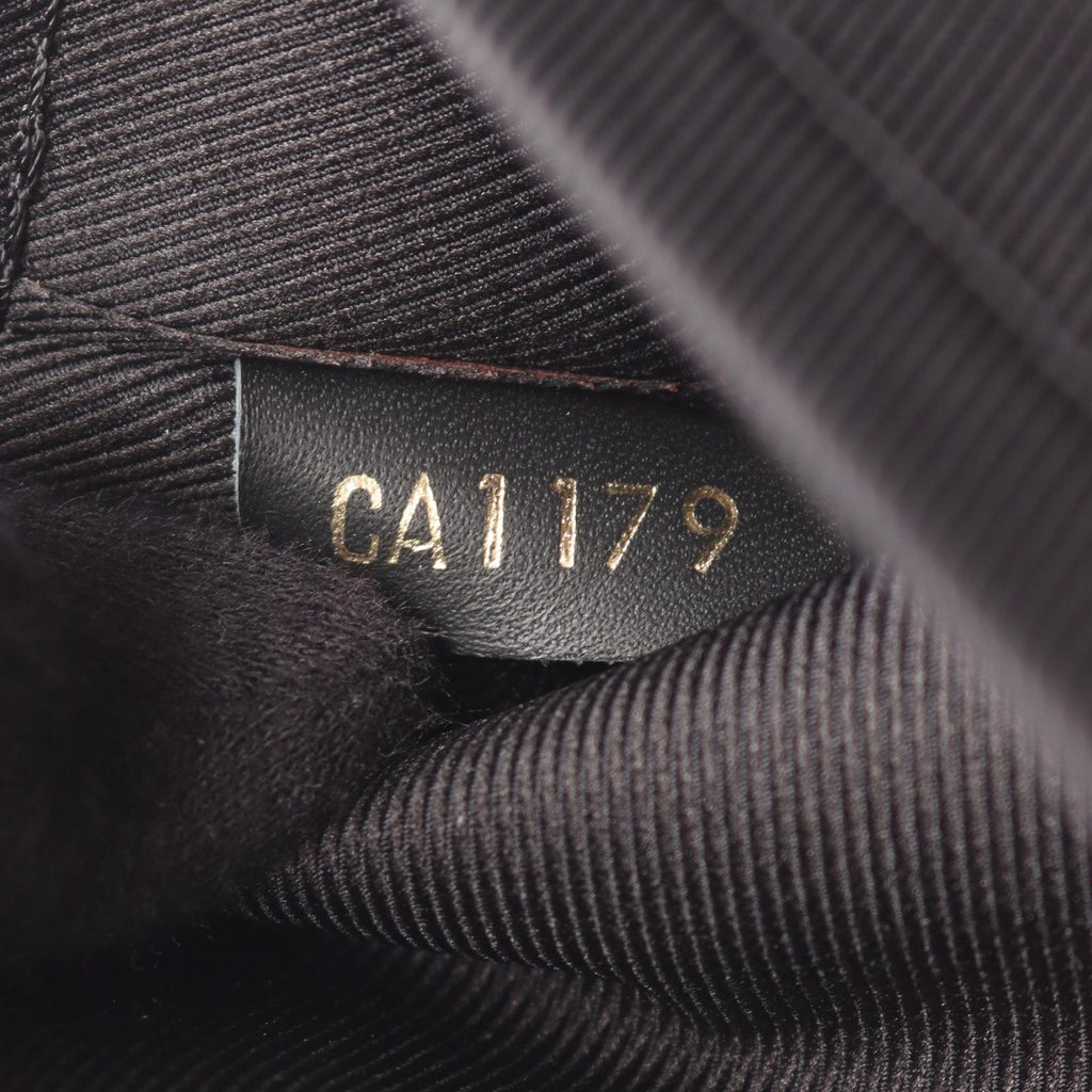 Louis Vuitton Saintonge · Monogram