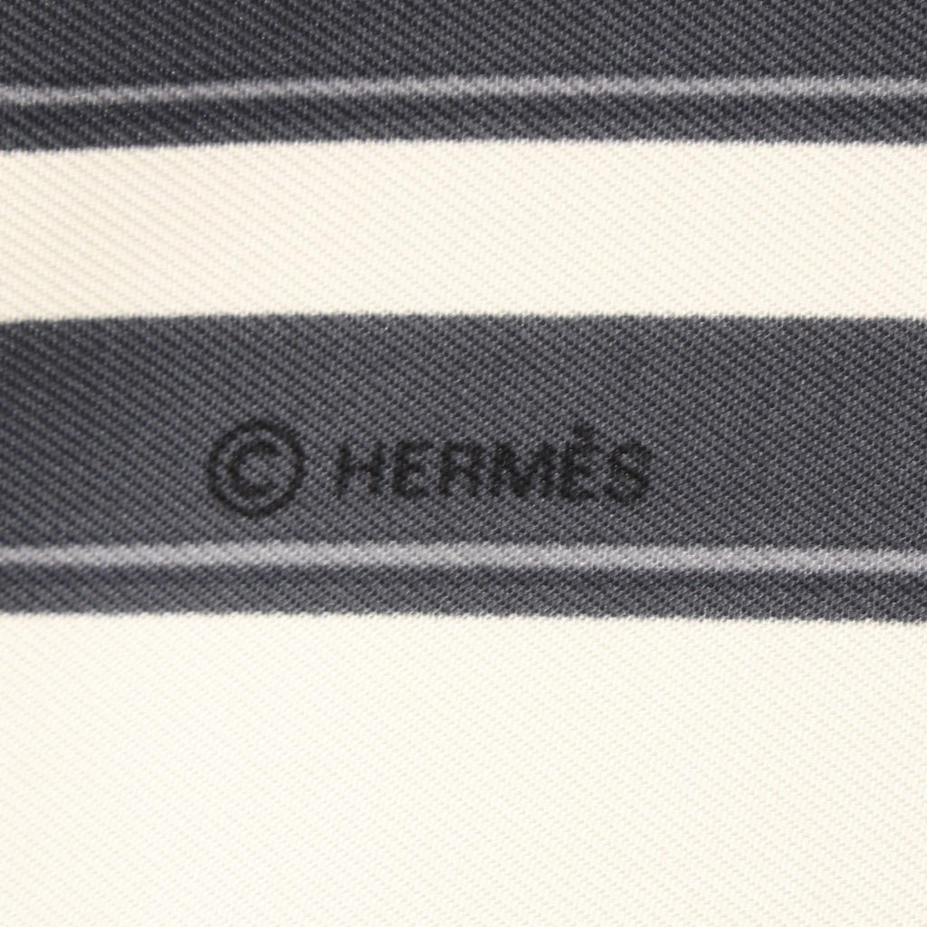 Hermès Brides de Gala · Silk Carré 90