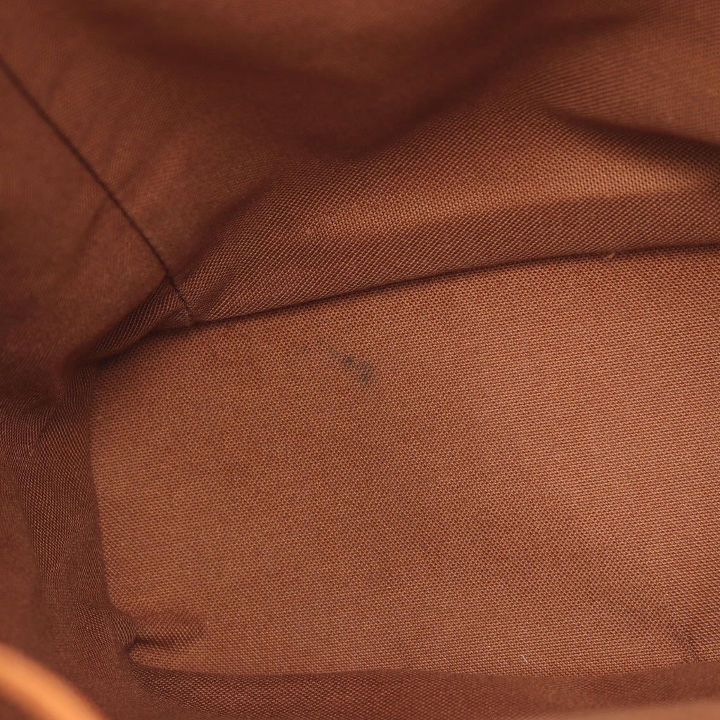 LOUIS VUITTON Montsouris MM · Monogram