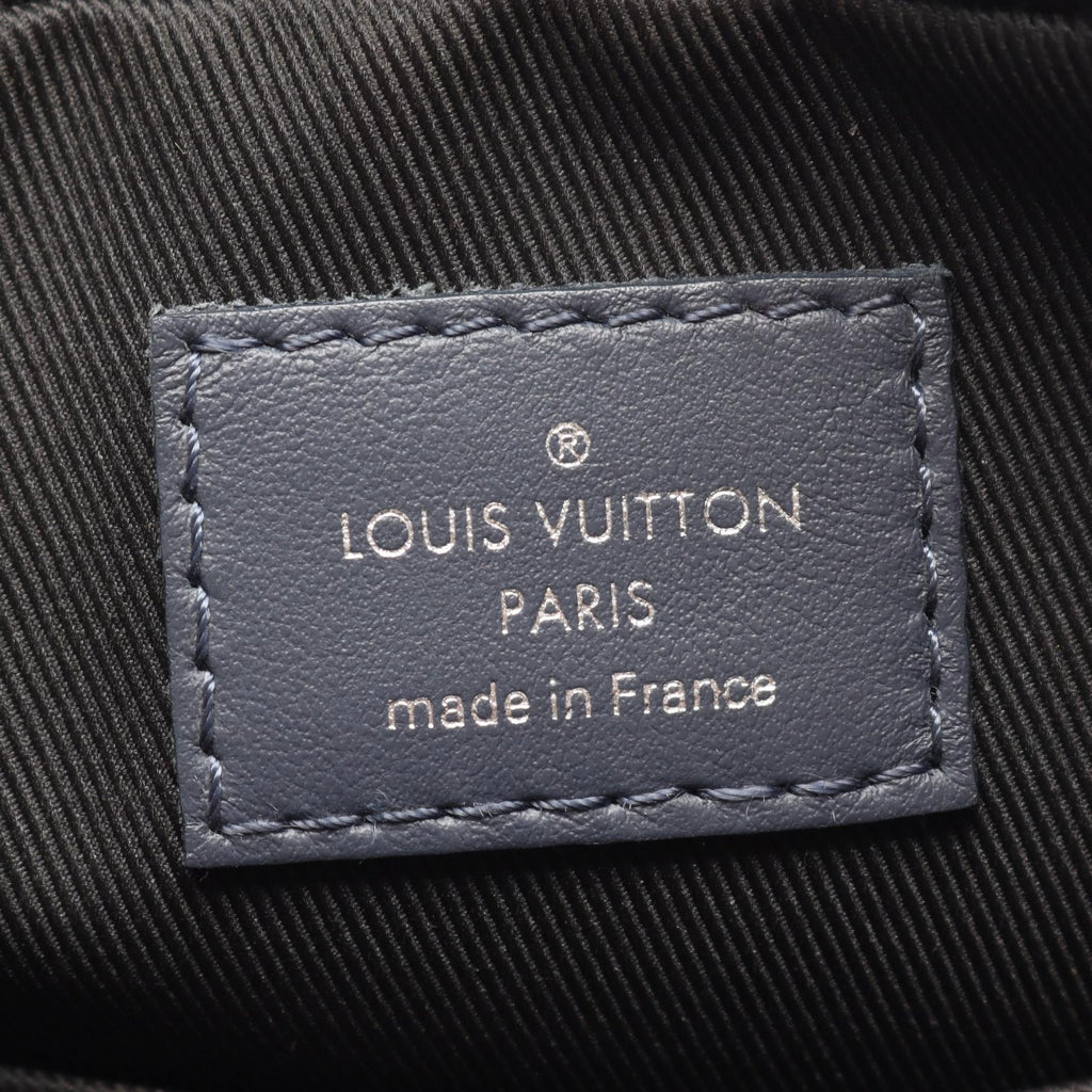 Louis Vuitton Duo Messenger · Monogram Shadow