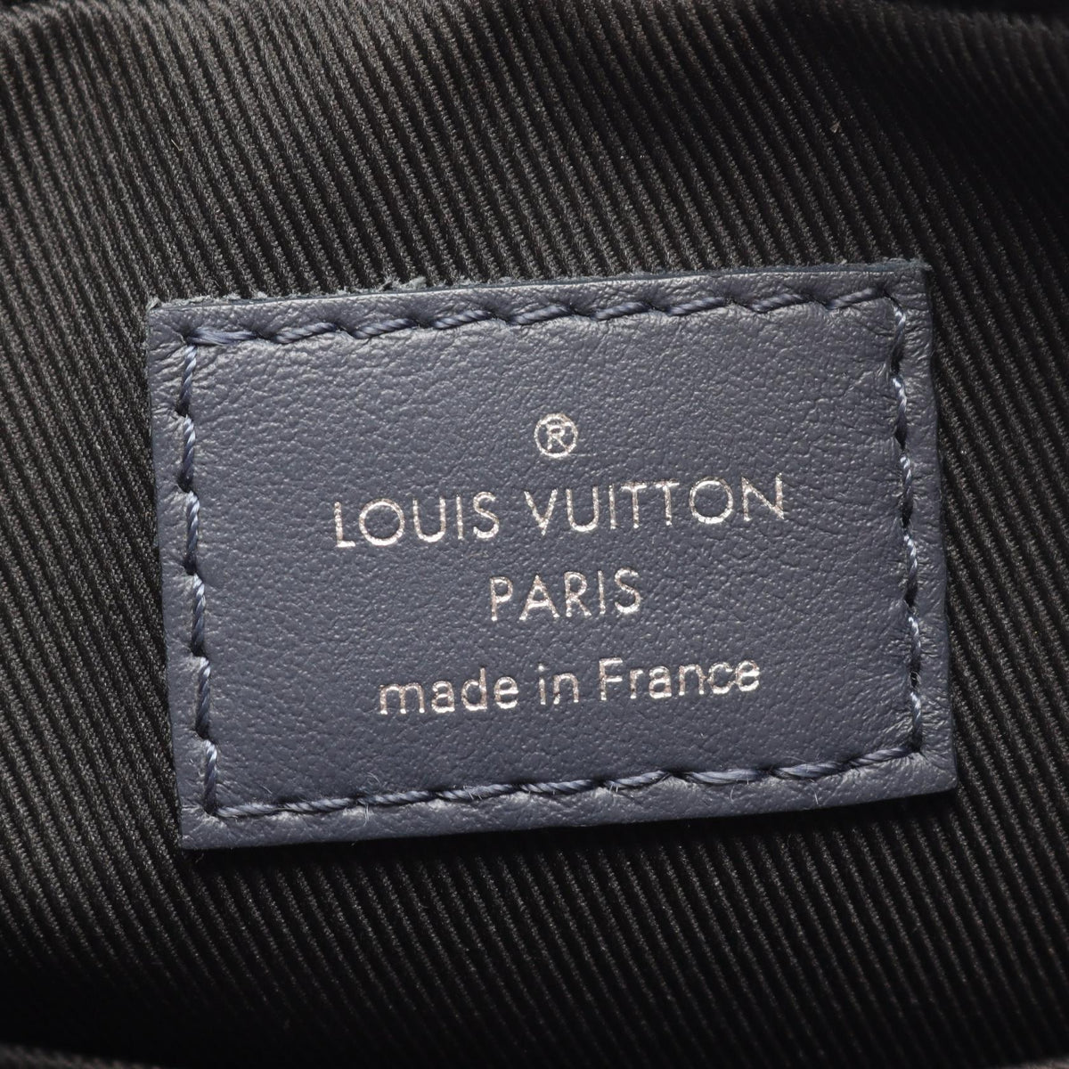 Louis Vuitton Duo Messenger · Monogram Shadow