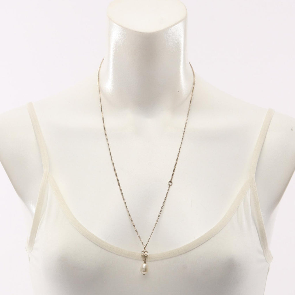 Chanel COCO Mark · Pearl Swing Necklace
