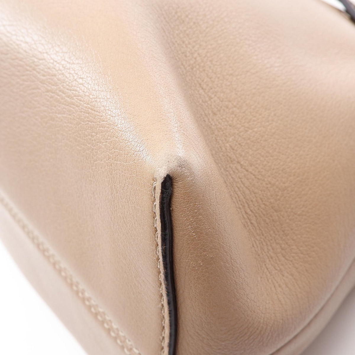 FENDI By The Way Medium · Leather
