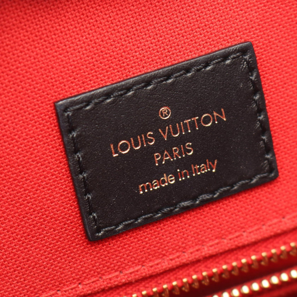Louis Vuitton On The Go MM · Monogram Giant