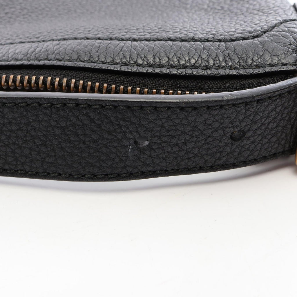 Gucci Half Moon Hobo · Vintage Logo