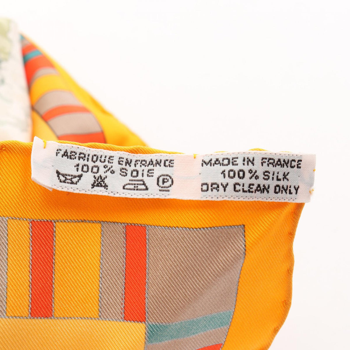 HERMÈS Carré 90 · Prières au Vent