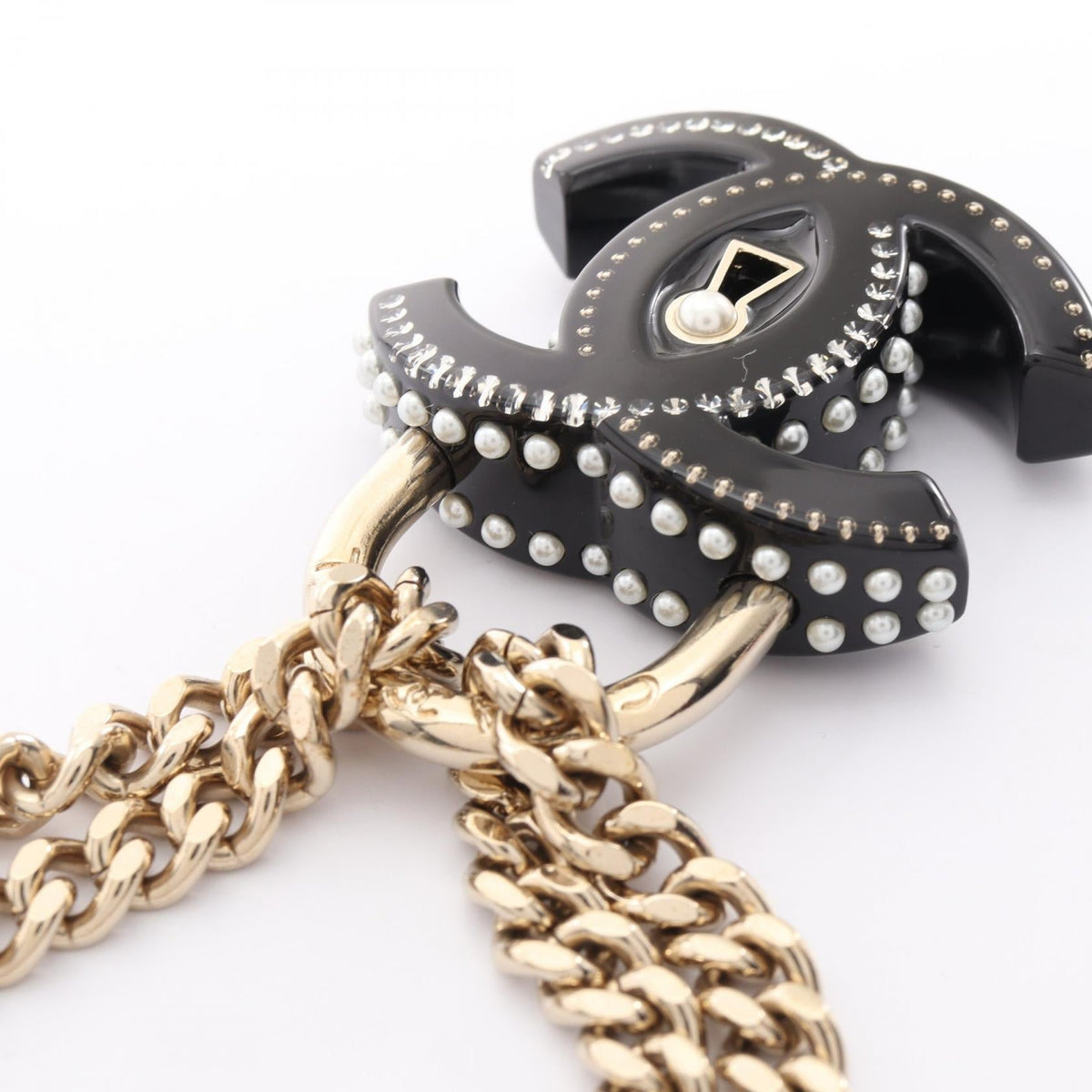 Chanel CC Padlock · Pearl Double Choker