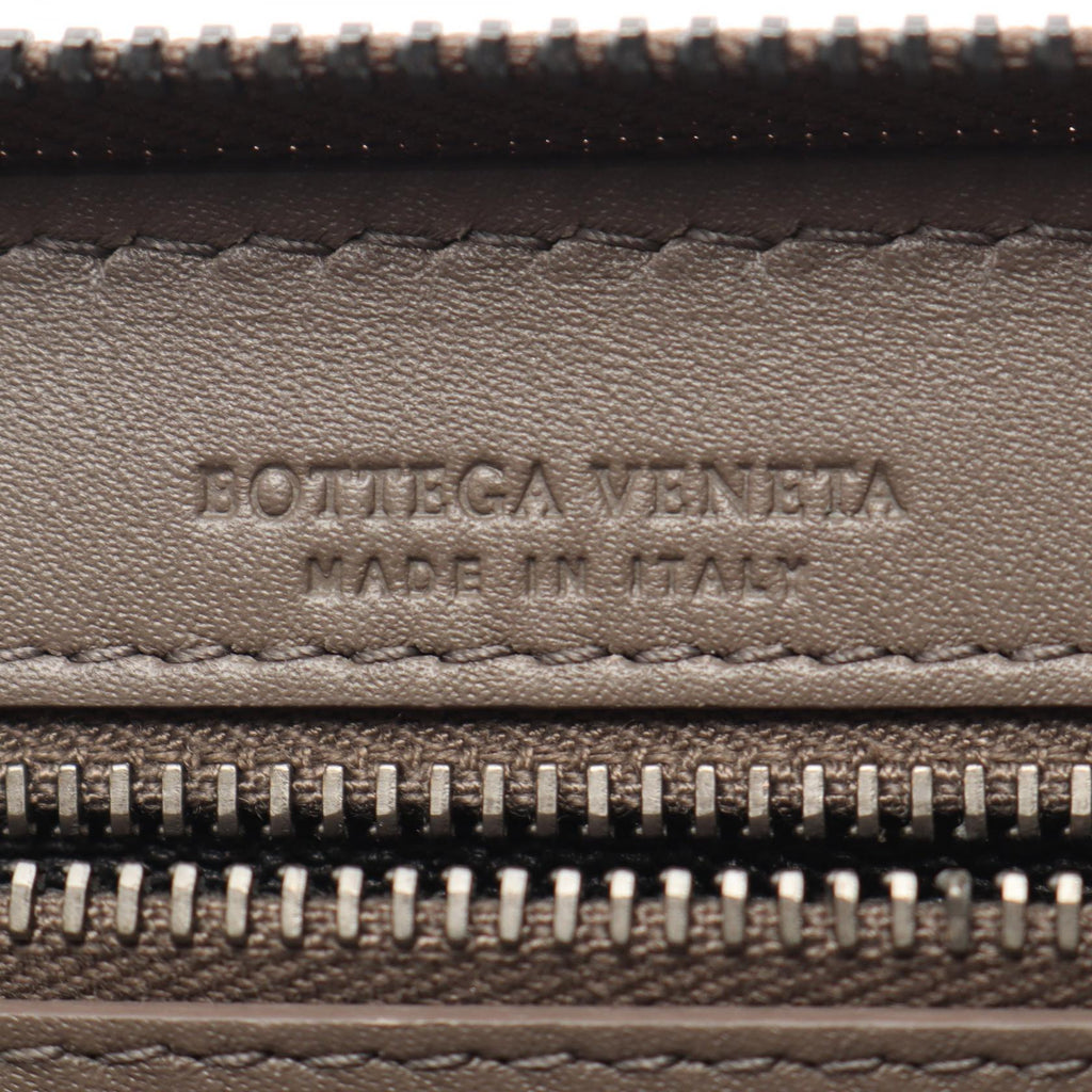 BOTTEGA VENETA Intrecciato · Zip Around Wallet