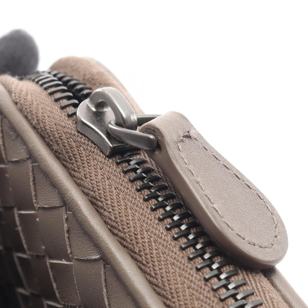 BOTTEGA VENETA Intrecciato · Zip Around Wallet