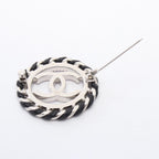 CHANEL CC Circle Brooch · Leather
