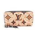 Louis Vuitton Zippy · LV Crafty · Canvas