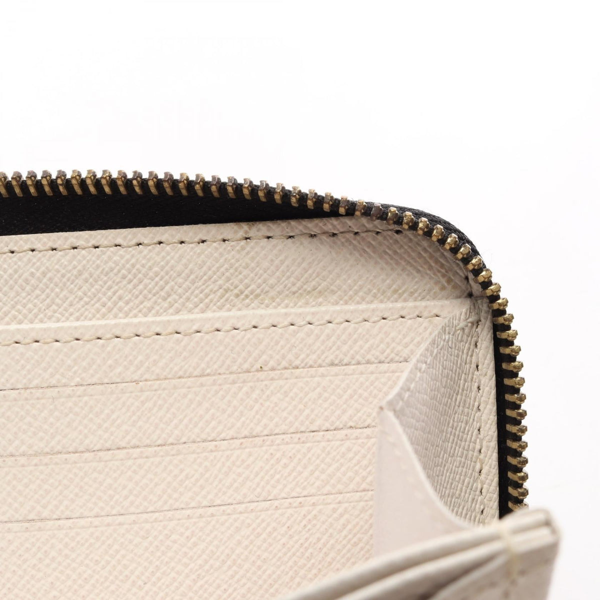 Louis Vuitton Zippy · LV Crafty · Canvas