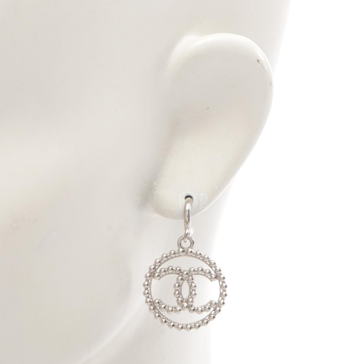 Chanel COCO Mark Earrings · C22C