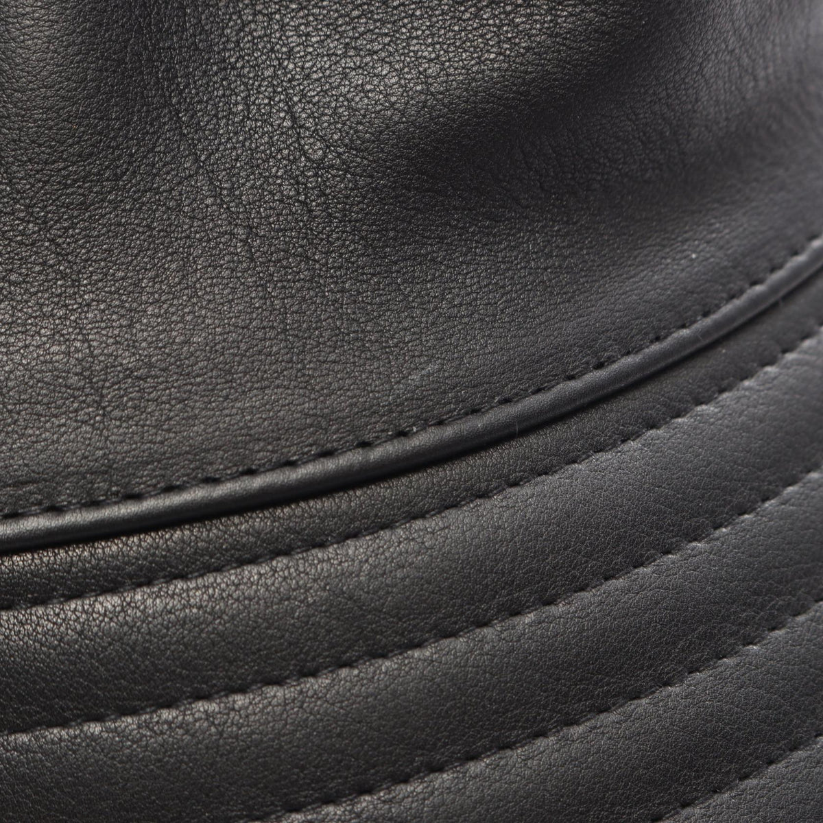 Hermès Serie Button Bucket Hat · Leather