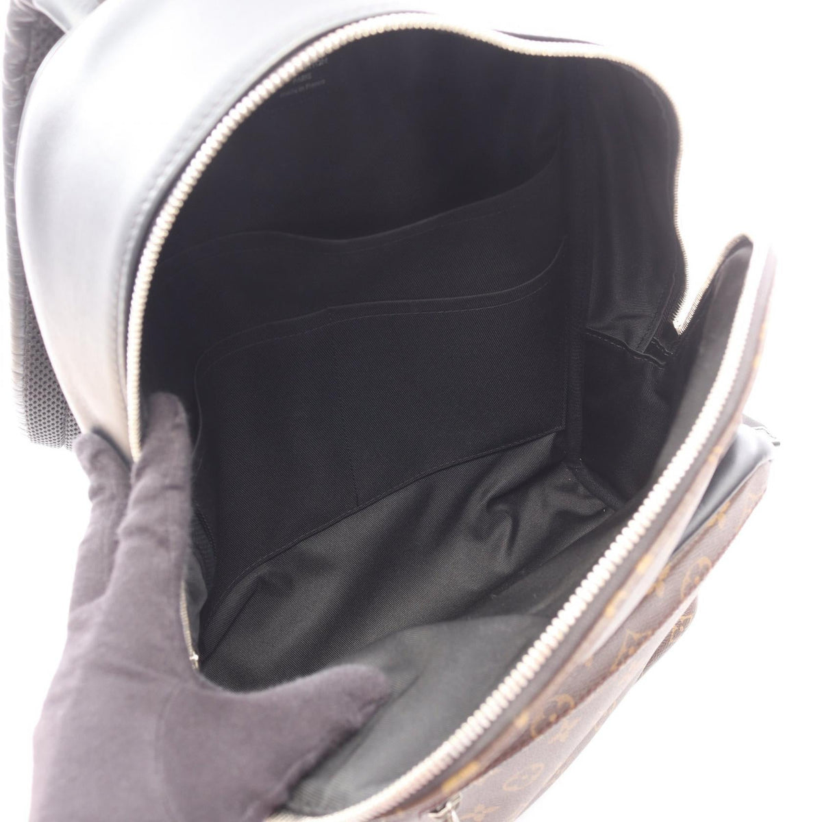 Louis Vuitton Josh · Monogram Macassar