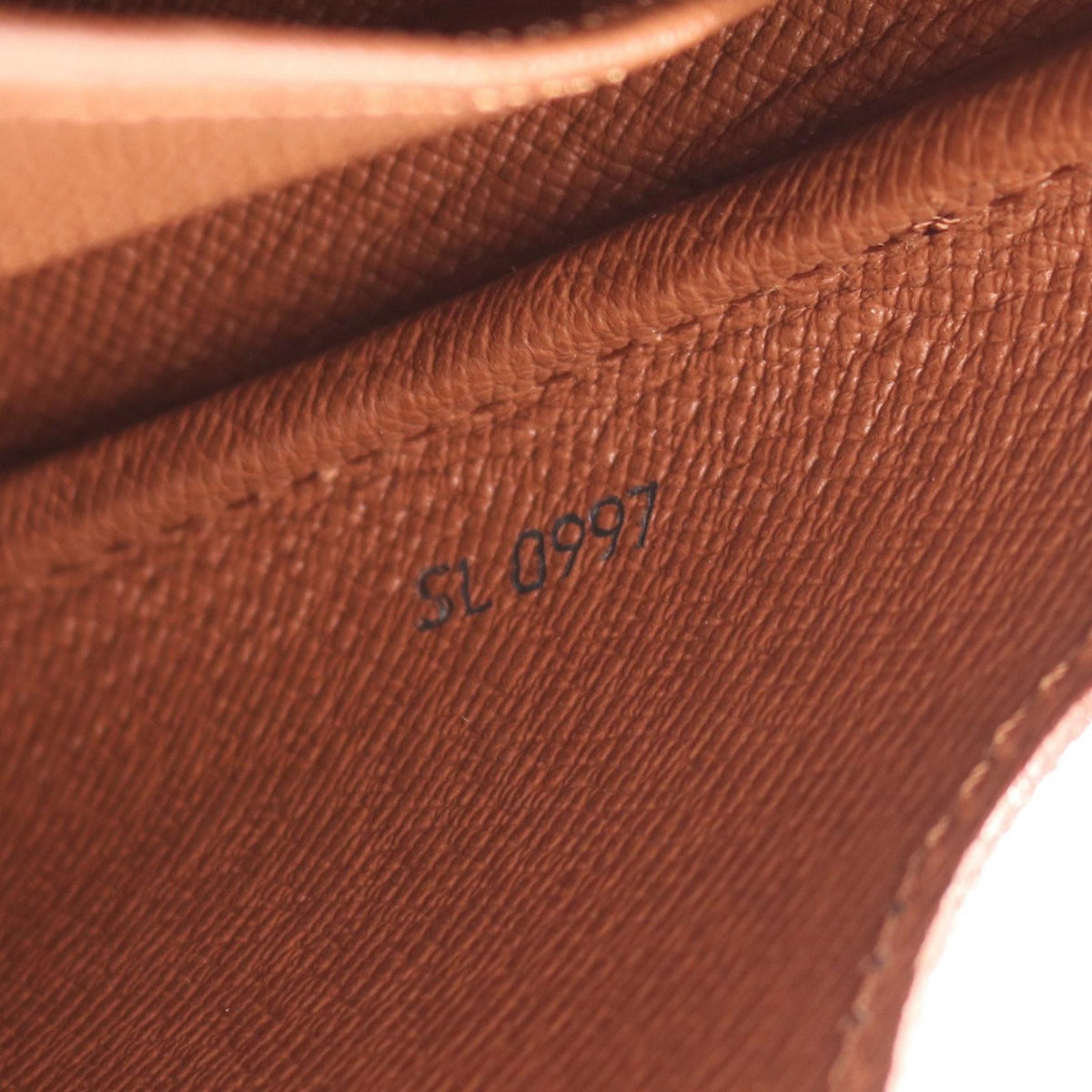 Louis Vuitton Cartouchière GM · Monogram
