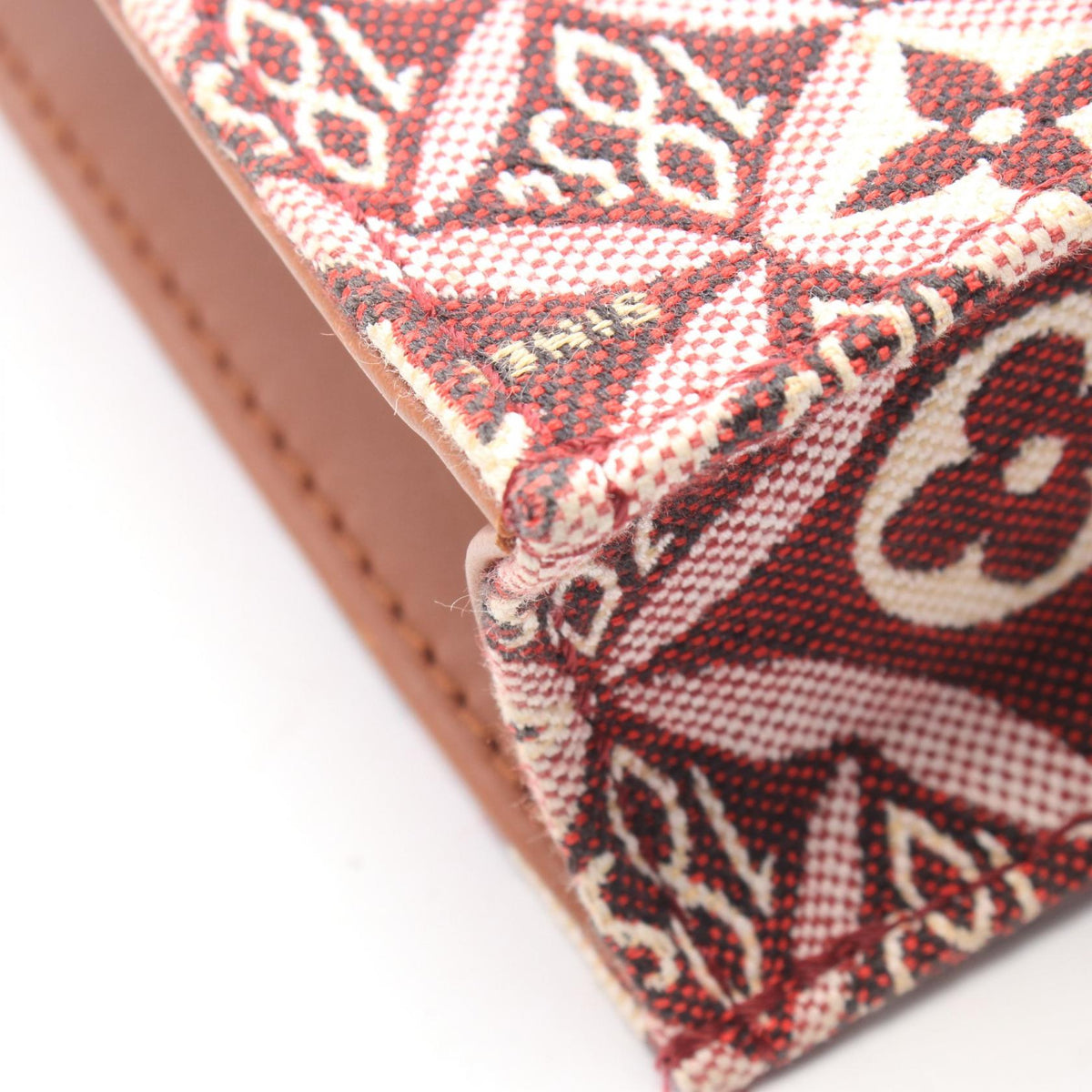 Louis Vuitton Petite Sac Plat · Since 1854