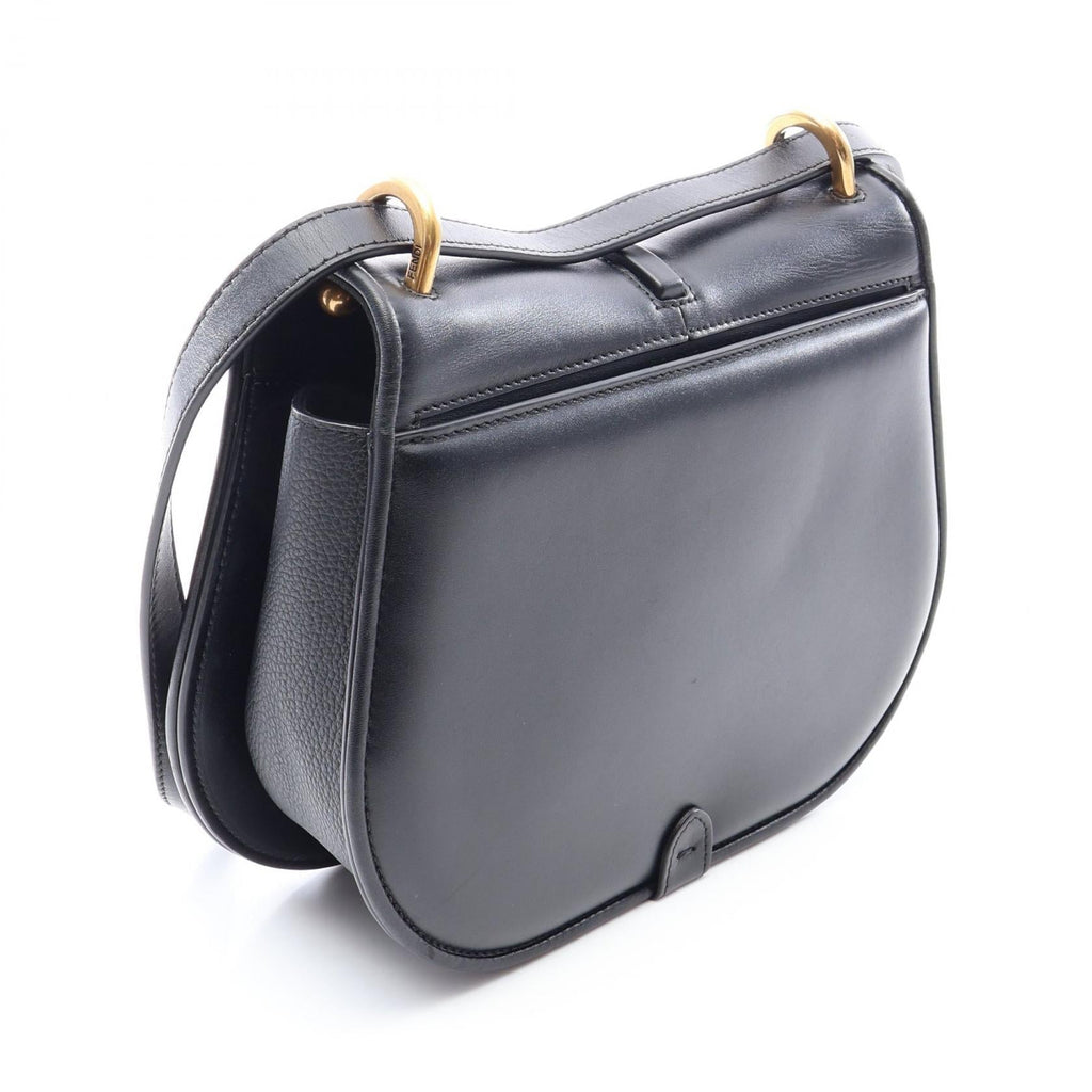 Fendi C'mon Medium · Leather