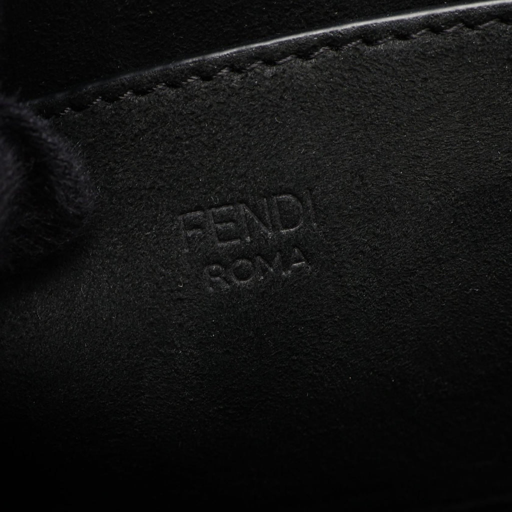 Fendi C'mon Medium · Leather