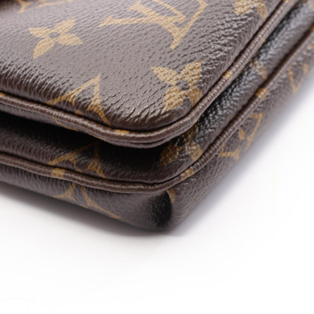 Louis Vuitton Twice · Monogram Shoulder Bag
