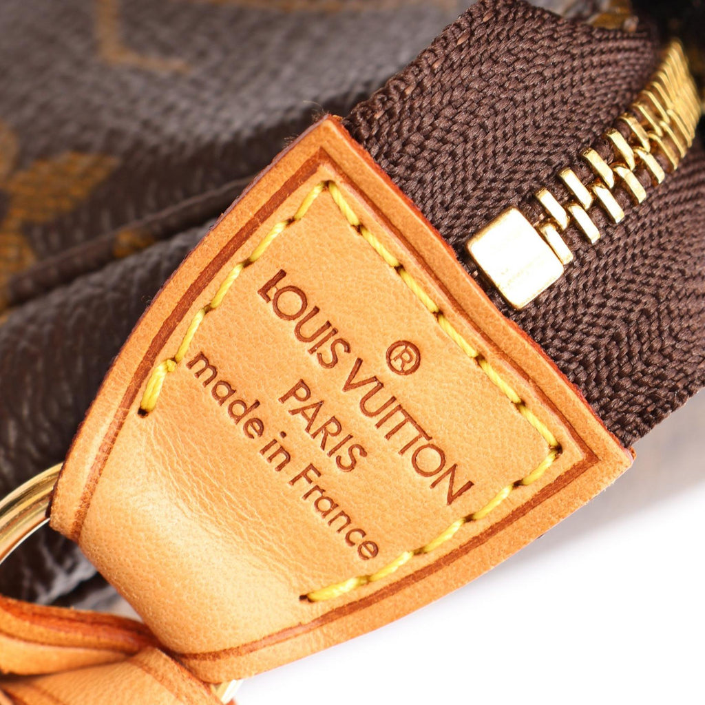 Louis Vuitton Pochette Accessoires · Monogram