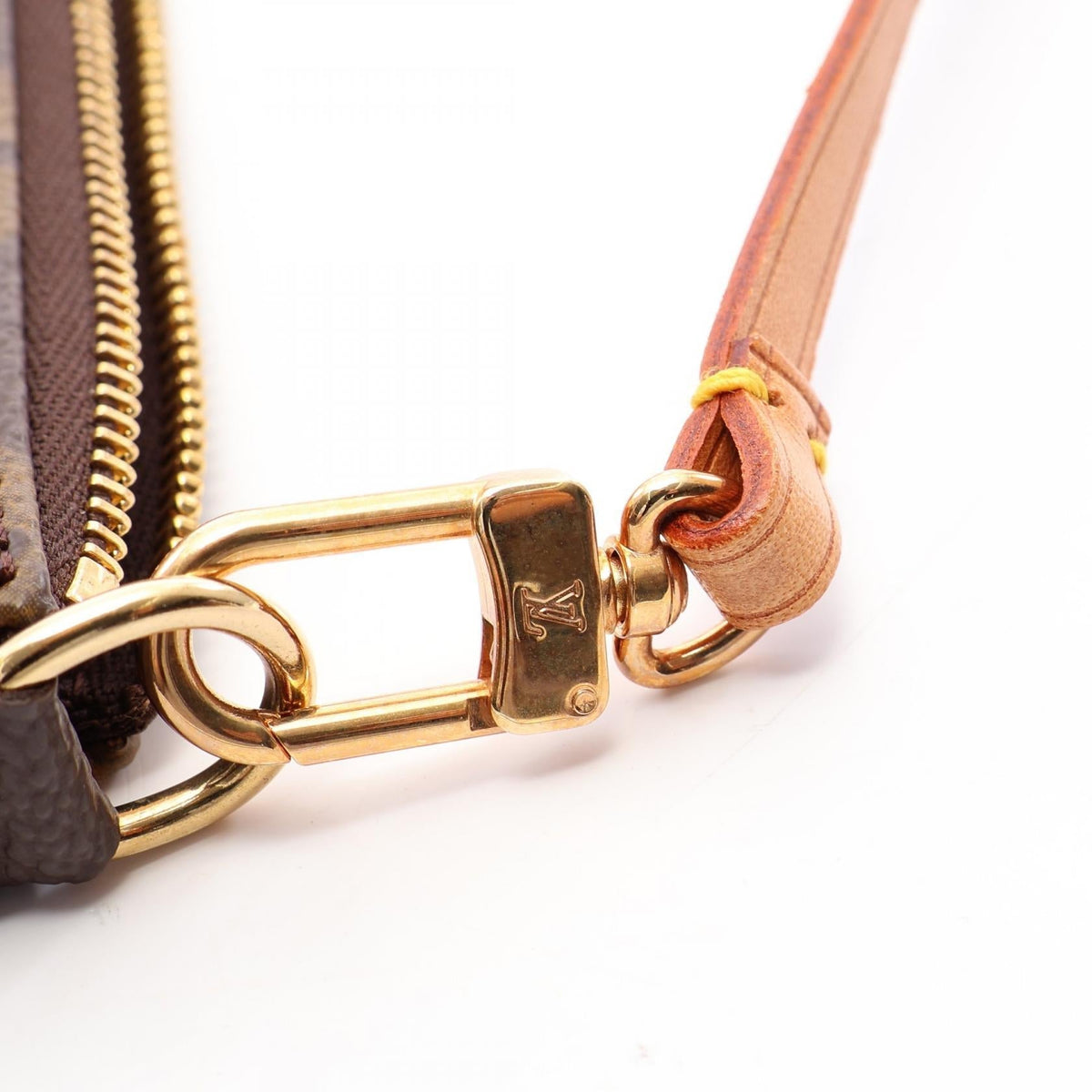 Louis Vuitton Pochette Accessoires · Monogram