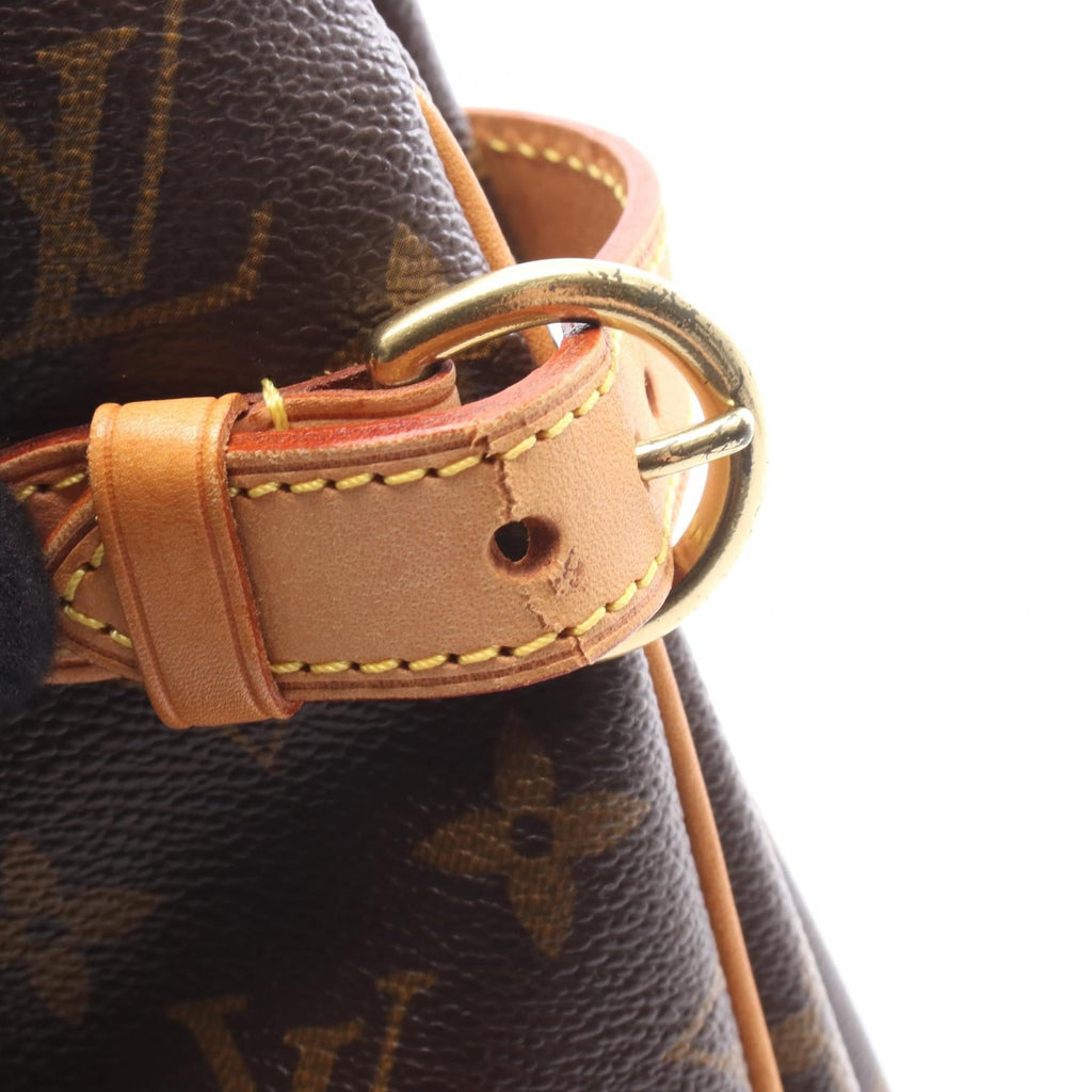 Louis Vuitton Batignolles Vertical · Monogram
