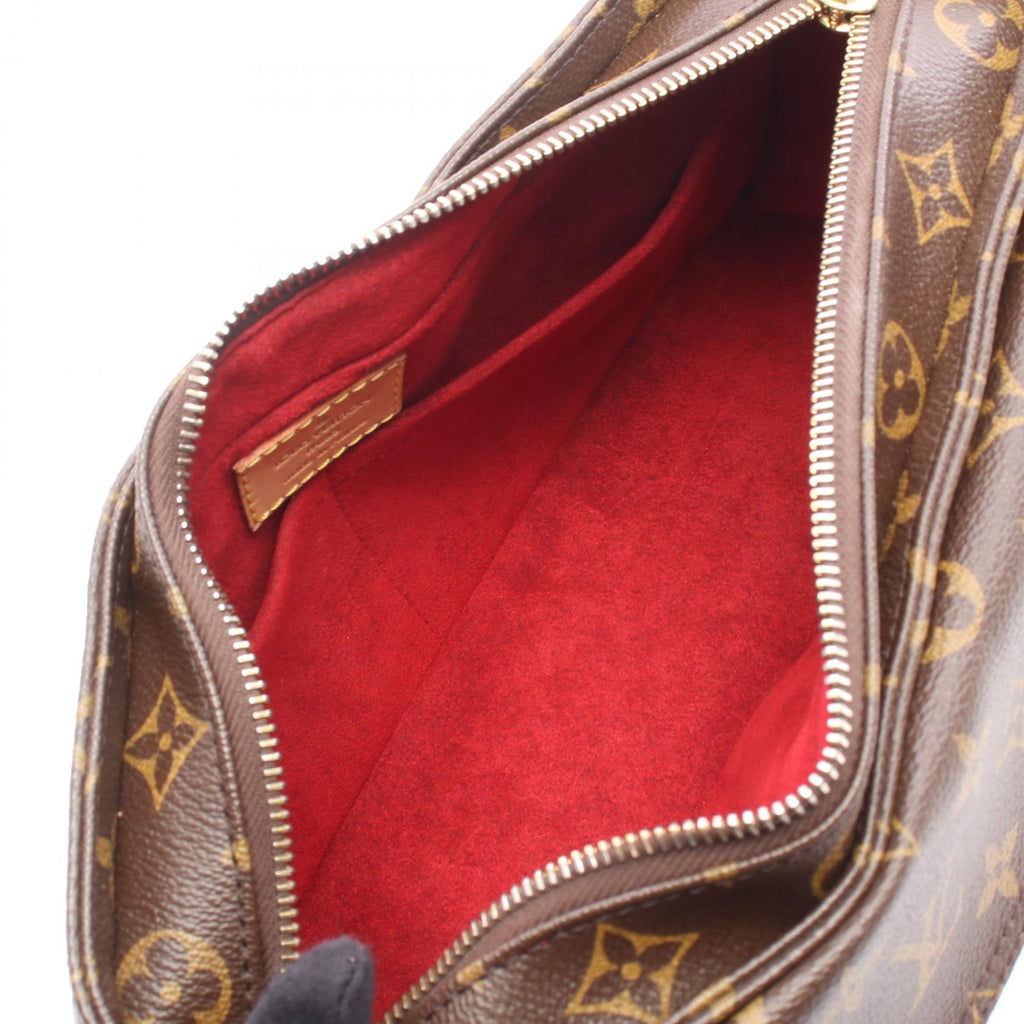 Louis Vuitton Vivasite MM · Monogram
