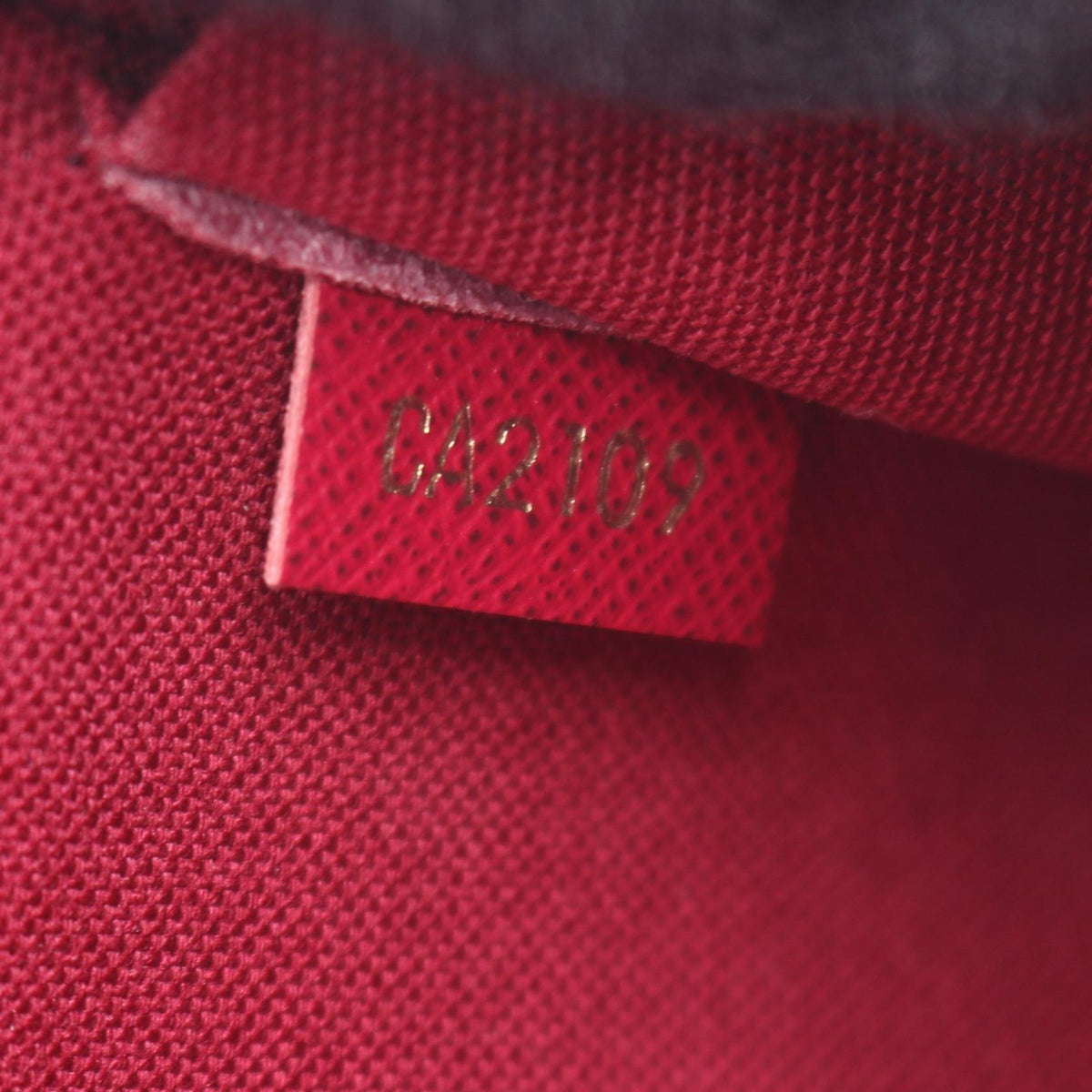 Louis Vuitton Pochette Felice · Monogram