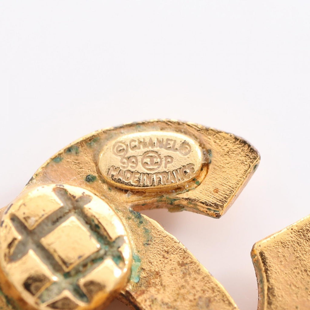 CHANEL COCO Mark Earring · Gold Plated