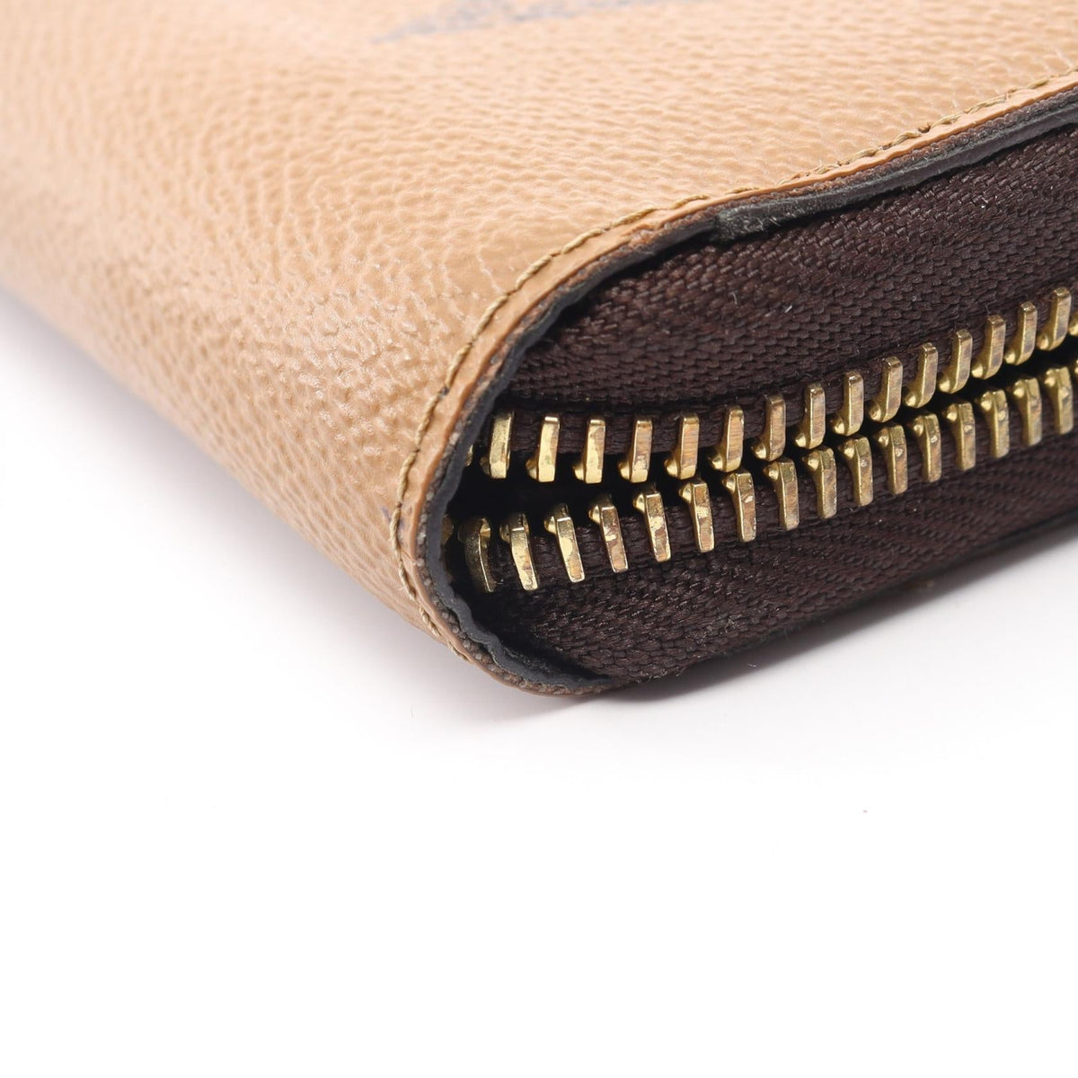 Louis Vuitton Zippy · Monogram Giant Reverse
