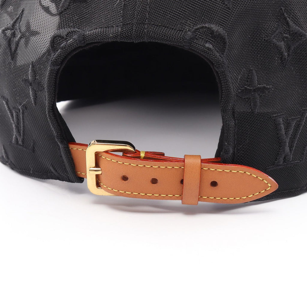 LOUIS VUITTON LV Message Mesh Cap